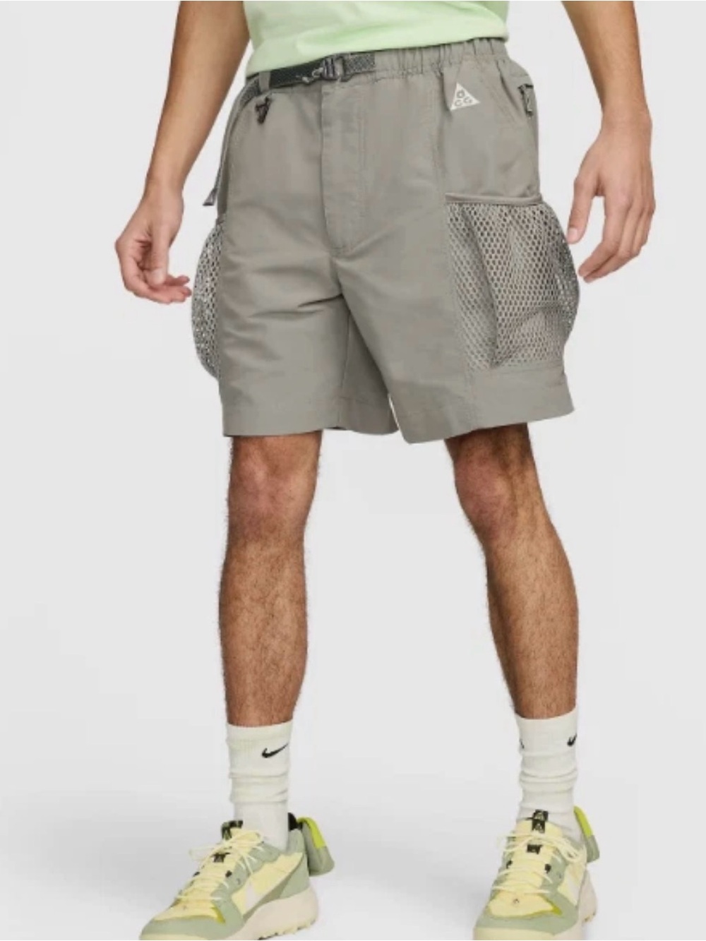 Nike ACG Snowgrass Cargo Shorts Dark Stucco Mens Size Large